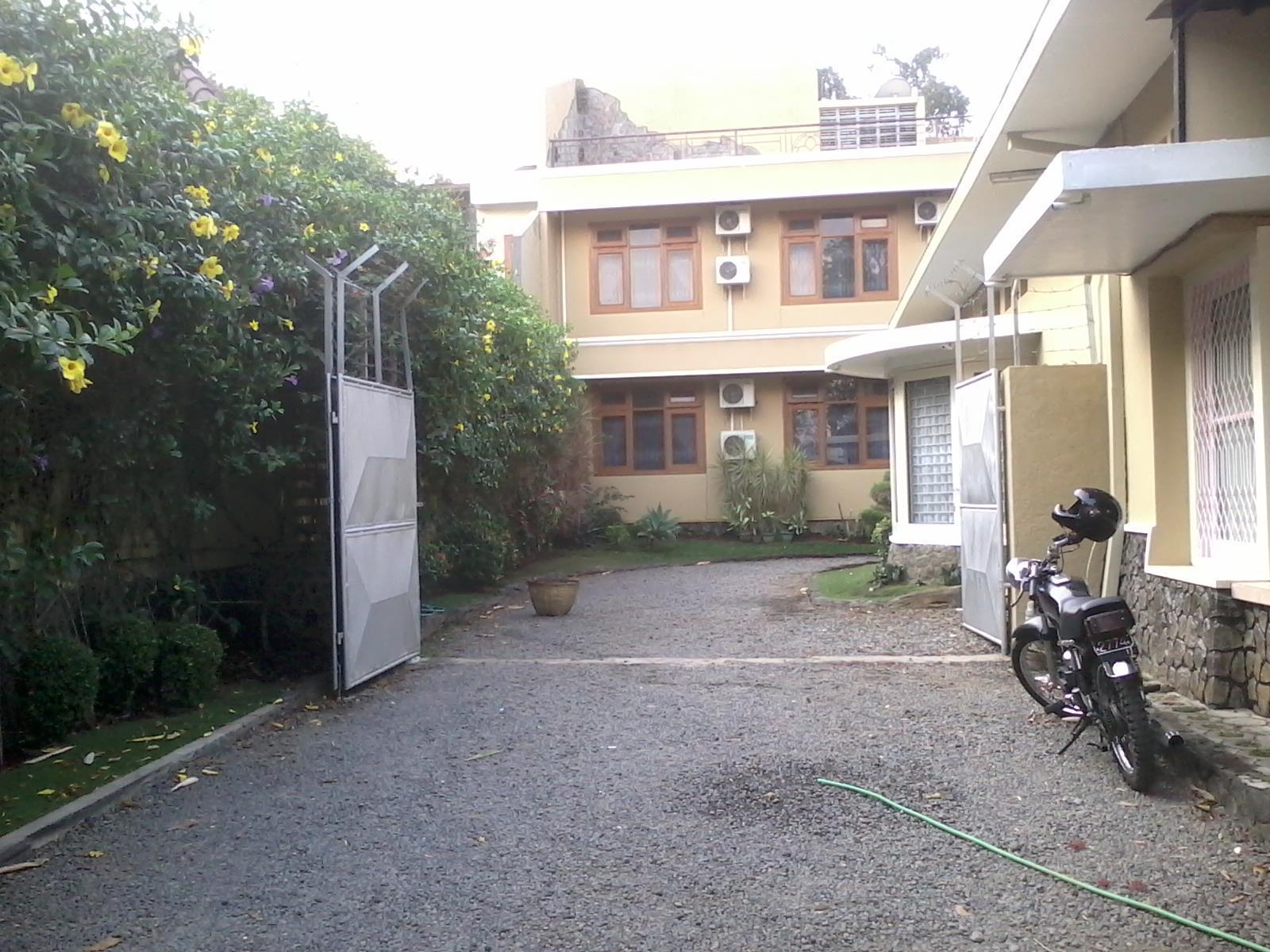 RedDoorz Plus near Brawijaya Museum Malang Buitenkant foto
